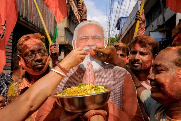 bjp ruled states in india: bjp led nda matches congress's peak