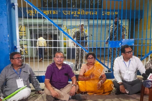 bengal elections: tmc delegation meets bengal ceo, claims repeated cctv