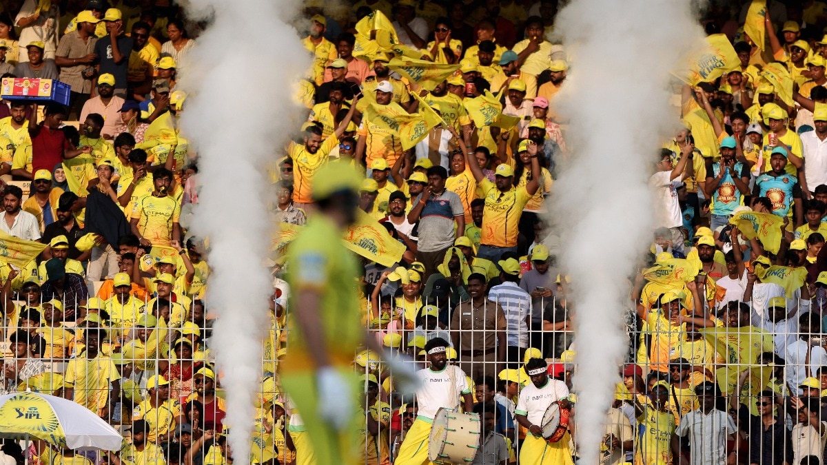 csk requests fans to avoid political signage in ipl match