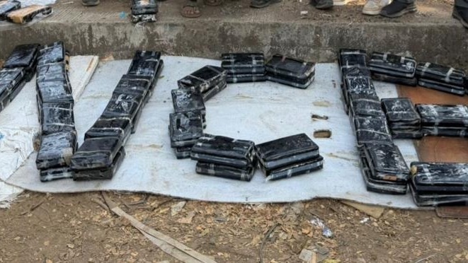 cocaine worth rs 1,745 crore seized in mumbai, drug hidden