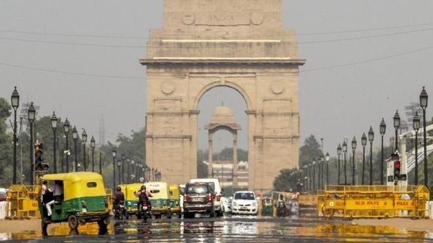 delhi on terror alert after intel warns of attack at