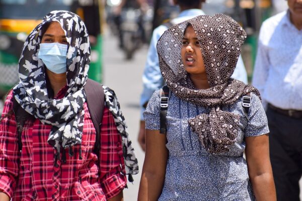 five doctors, five solutions: how to deal with heatwaves, cold