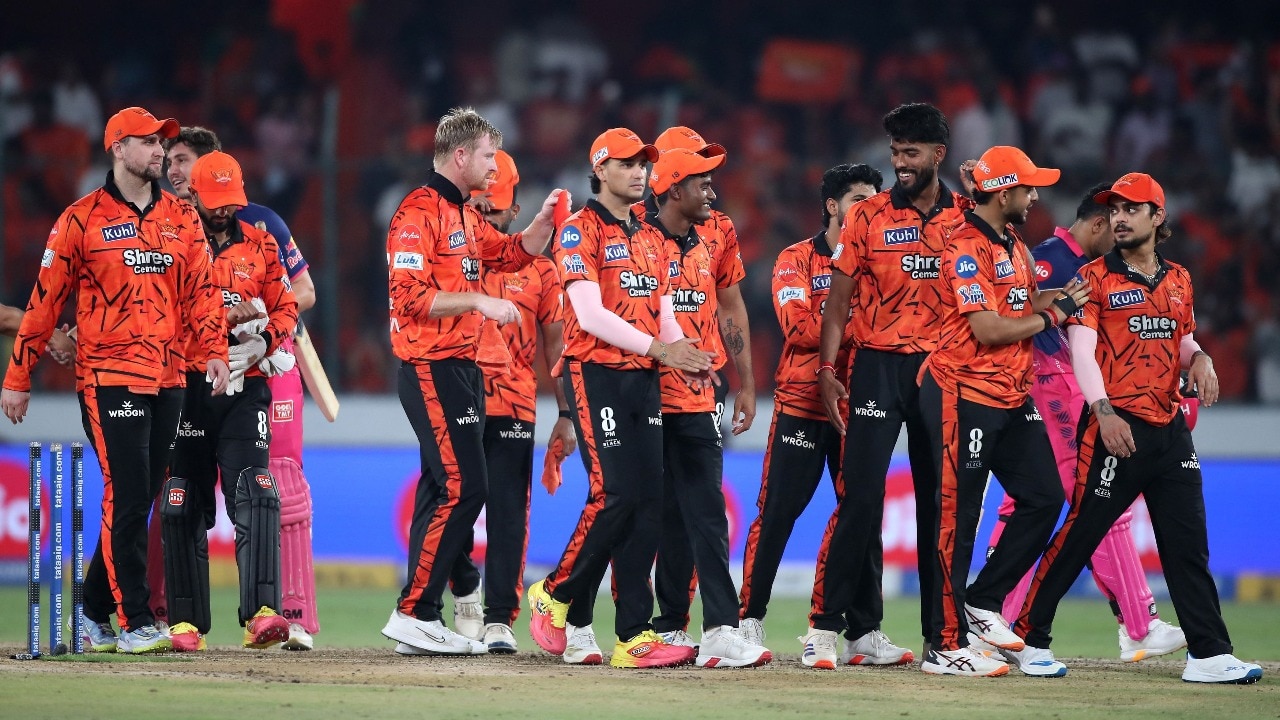 ipl 2026: sunrisers hyderabad punishes sloppy pbks to go top