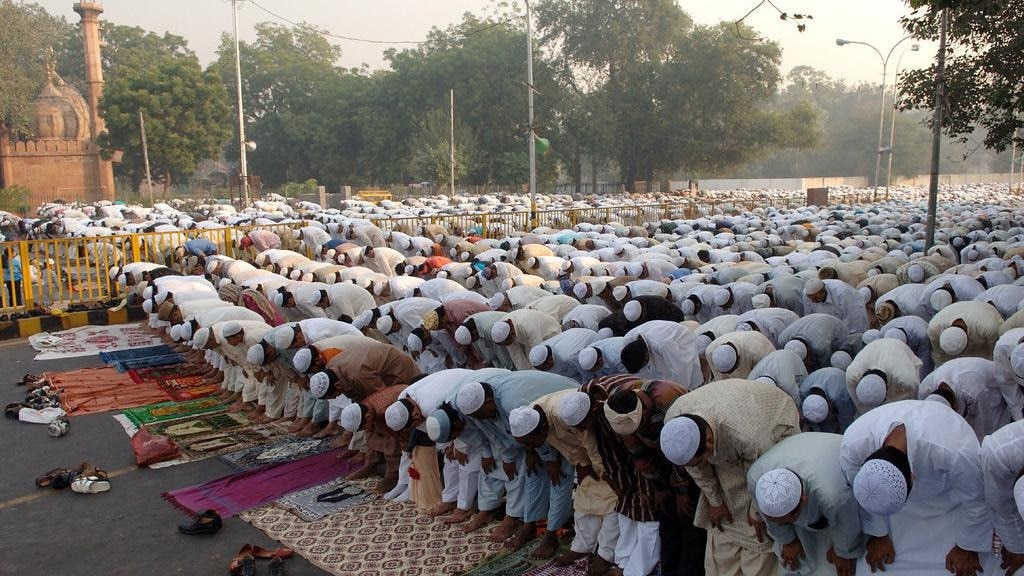 offering namaz on public land not a right, rules allahabad