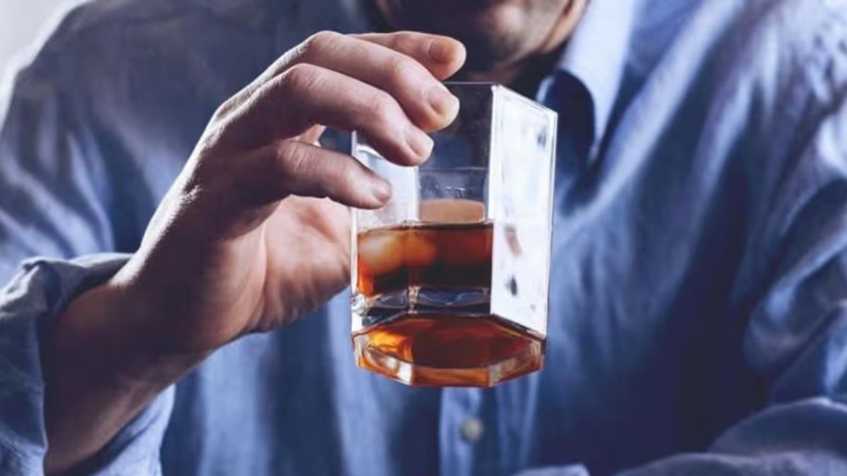 semaglutide for alcohol use disorder cuts heavy drinking days, lancet