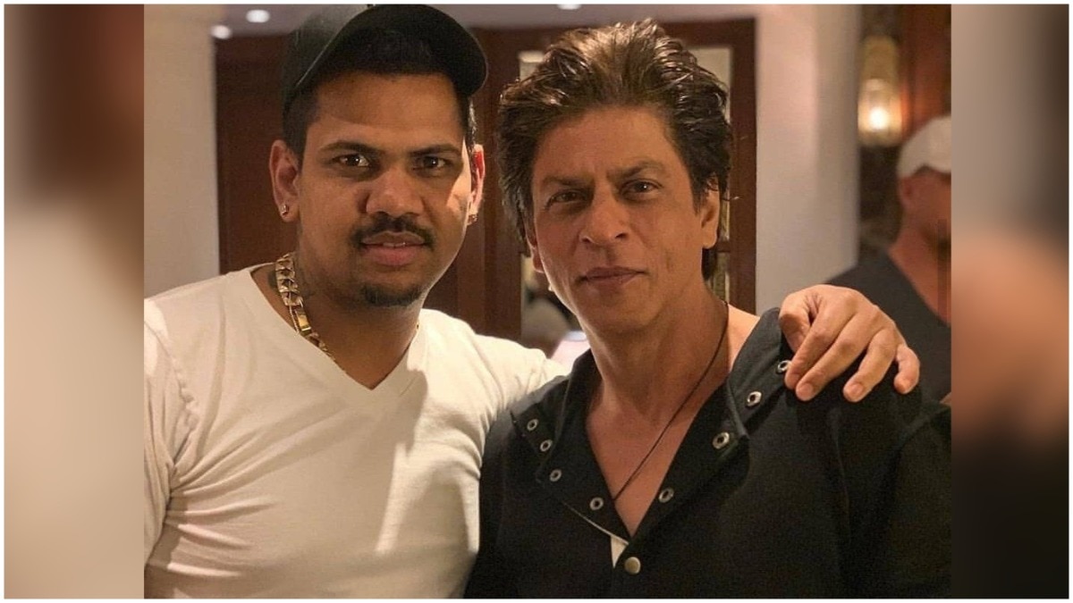 shah rukh khan celebrates sunil narine’s 200 ipl wickets kkr