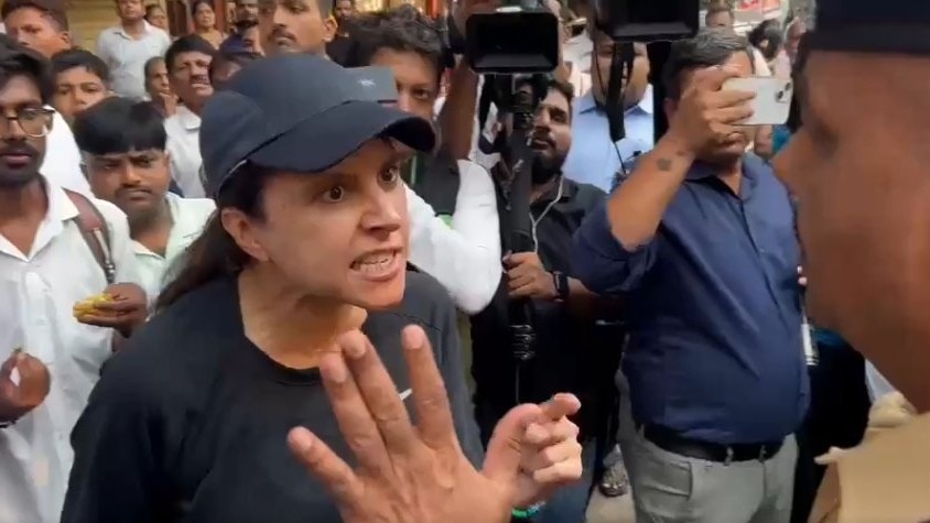 teena choudhry viral video of mumbai traffic jam: woman says
