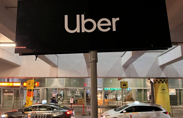 uber to use car drivers as data machines for self driving