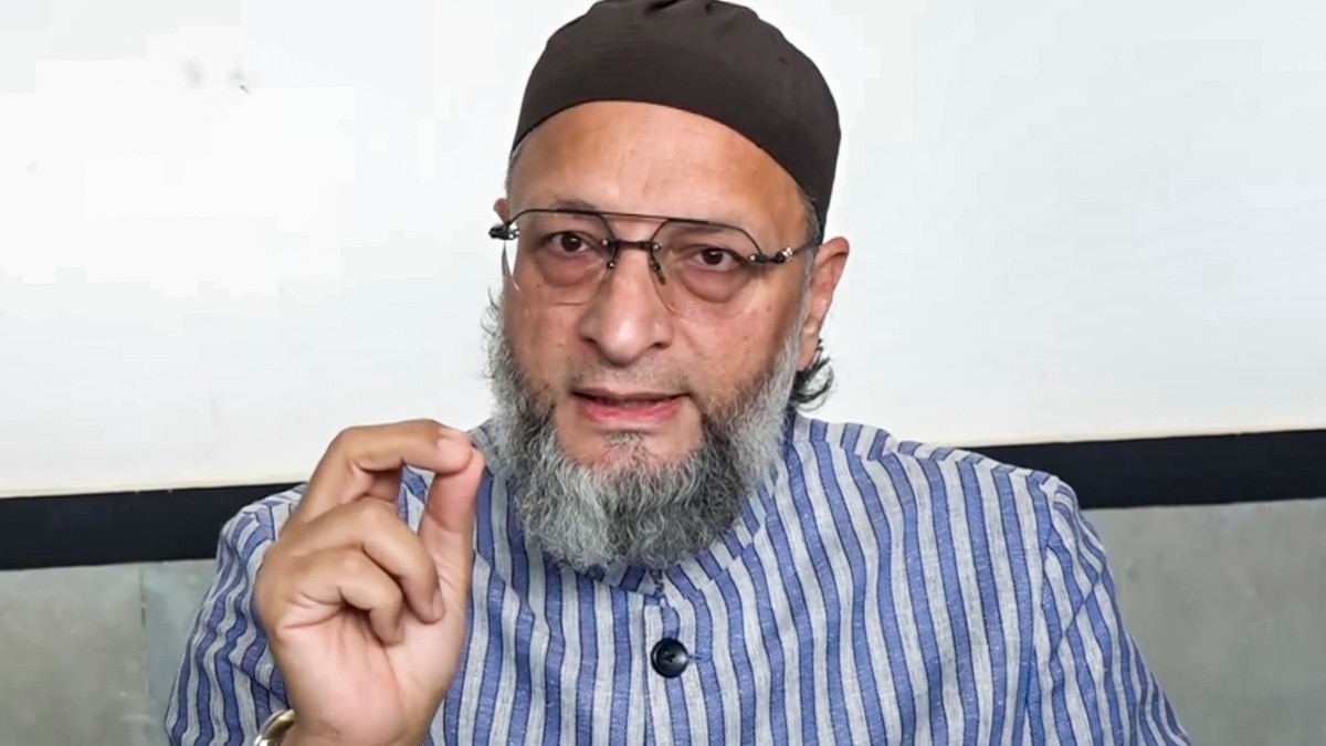 vande mataram, jana gana mana row: owaisi objects to equal