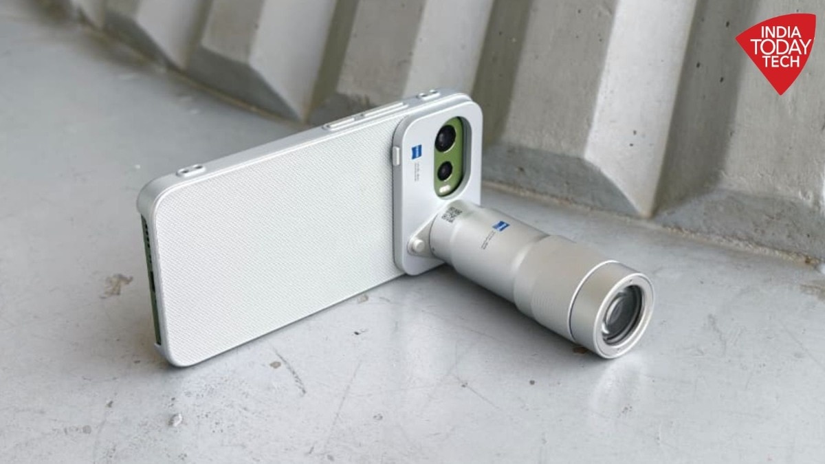 vivo x300 fe review: compact camera flagship with a good